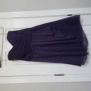 David's Bridal Short Crinkle Chiffon dress STYLE# F14847 Size 8 Purple    